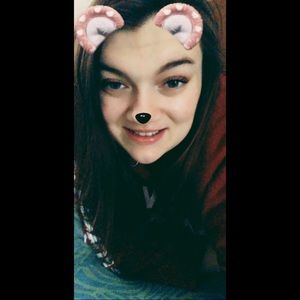 Meet your Posher, Tabitha